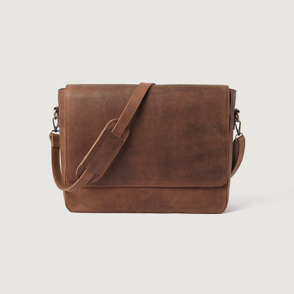 The Carismatico Vintage Tan Brown Leather